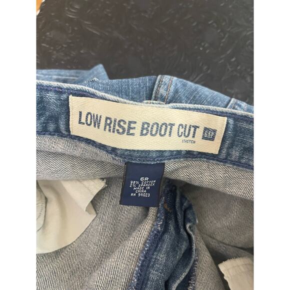 VIntage 2002 Y2K GAP Jeans Women's 6R Lowrise Bootcut - Picture 4 of 6